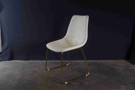 Der italienische moderne Minimalist, der Stuhl speist, füllte Esszimmer-Stuhl-einfache nordische Metallbeine auf