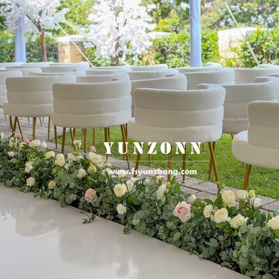 Guter Preis Moderne weiße Lammwolle Sektionssofa Halbkreis gekrümmter Wohnzimmersofa Halbrunder Sofa Design Online